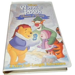 DISNEY'S WINNIE THE POOH: SEASON OF GIVING VHS in original clamshell case